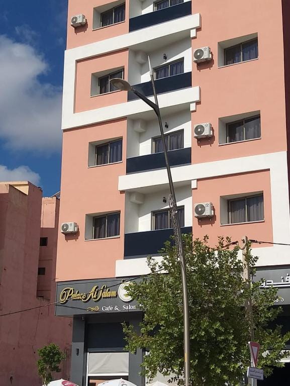HOTEL CAFE PALAIS SALAM , Beni Mellal — 1
