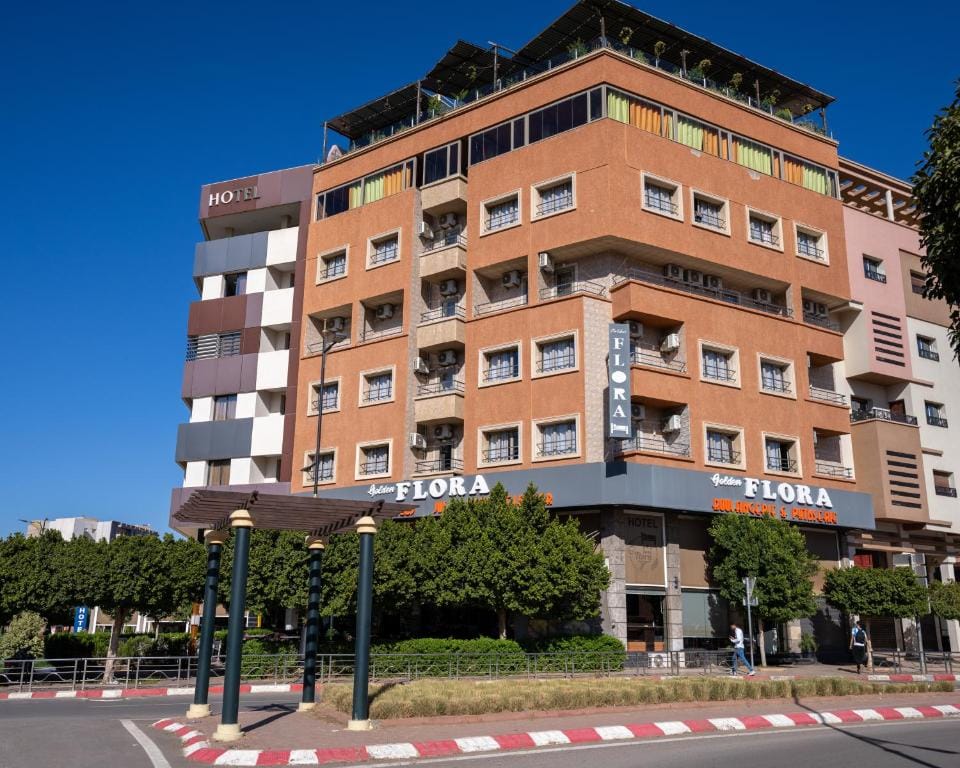 Hotel Golden Flora — 1