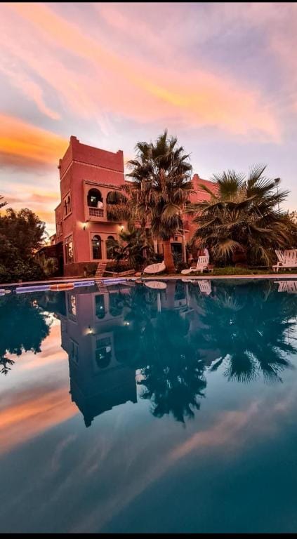 Equi Palace & SPA Near Aeroport — 1