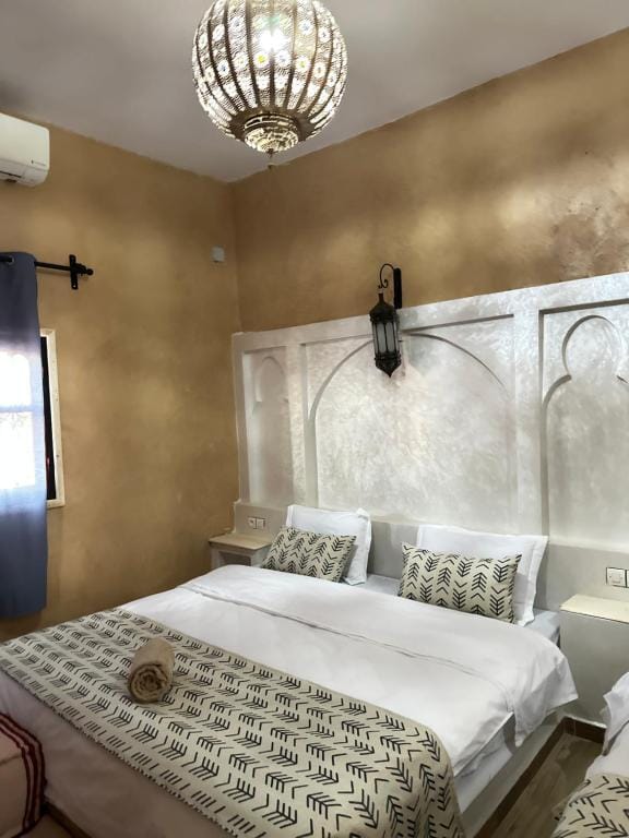 Riad Azwaw — 2
