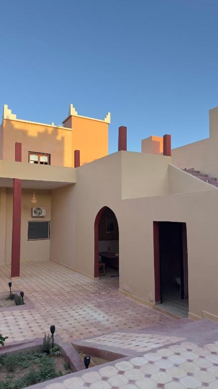 Riad Azwaw — 5
