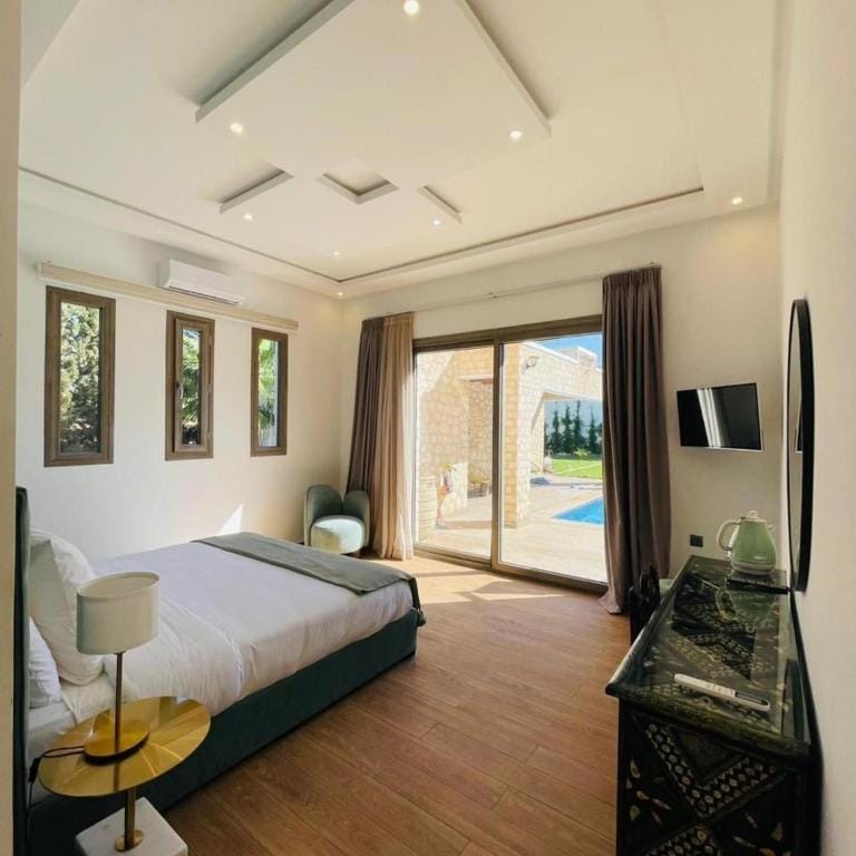 Cavanna Lodge Adults Only Retreat — 4