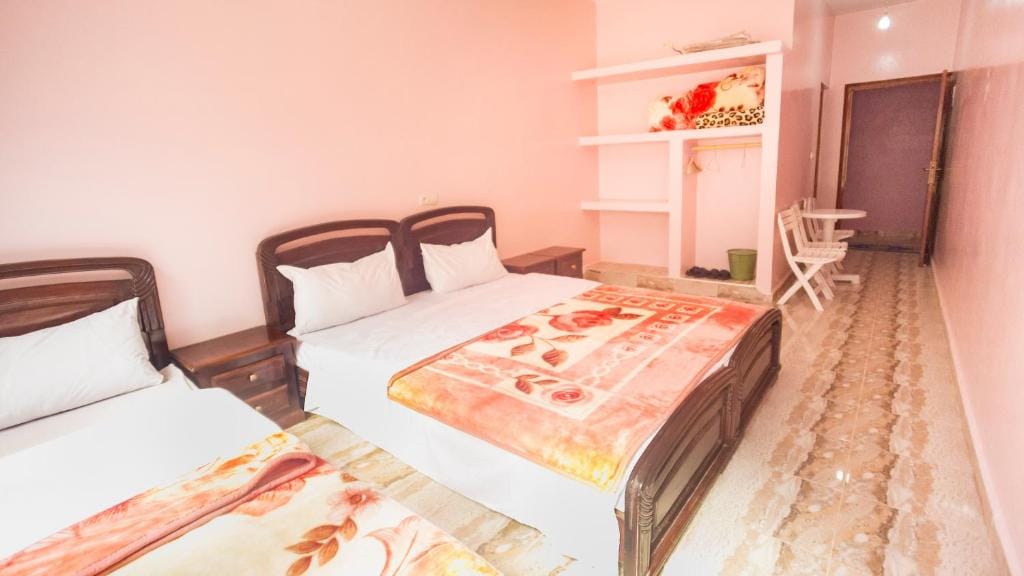 Kasbah Hotel Camping Jurassique — 4