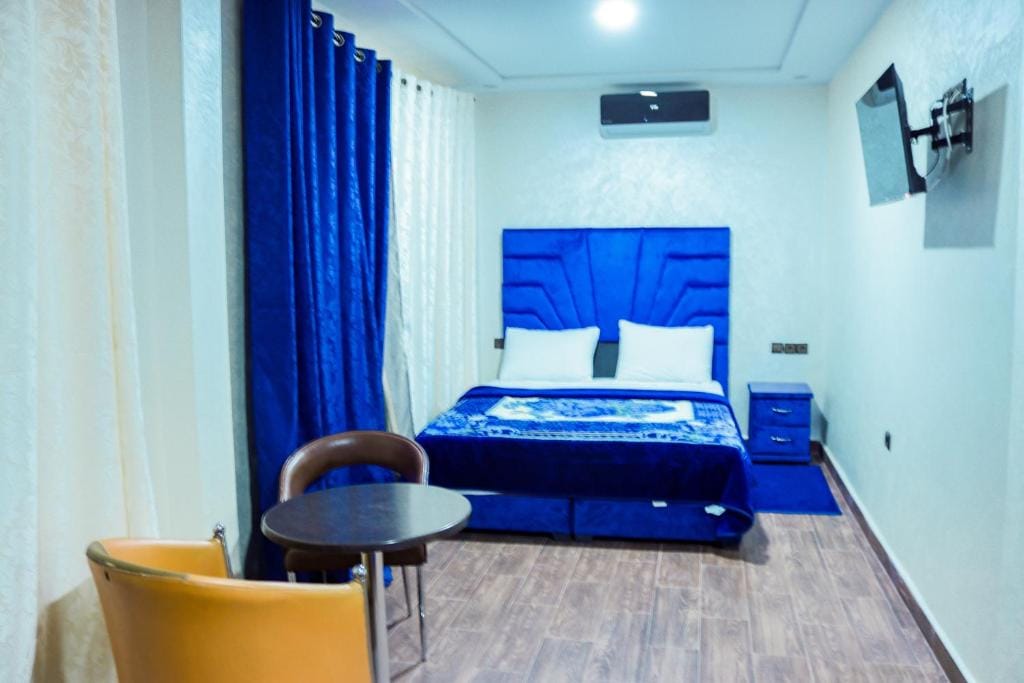 HOTEL BORJ EL ARAB — 2