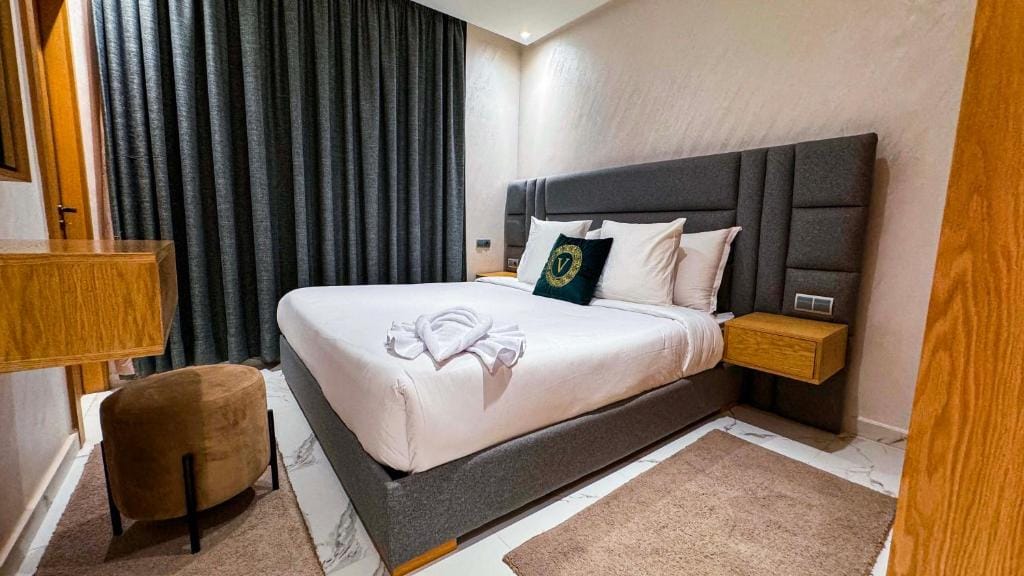 RESIDENCE MH HOTEL — 1