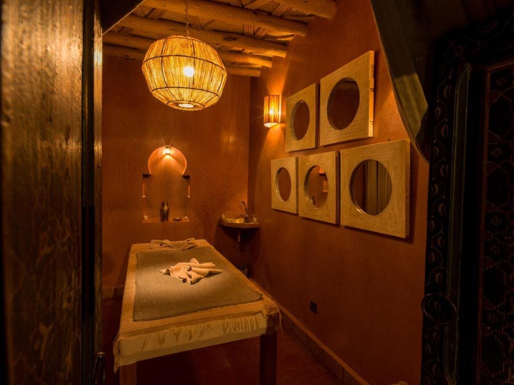 CASA ABRACADABRA — 3