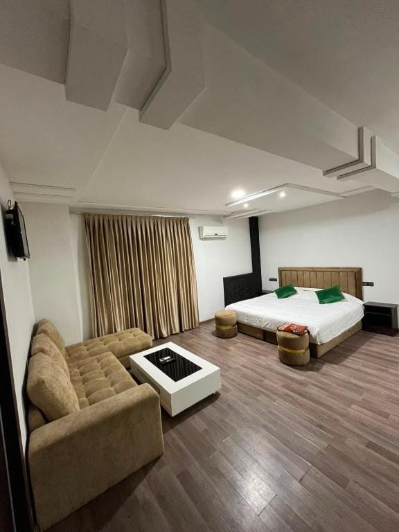 hotel jeddah — 2